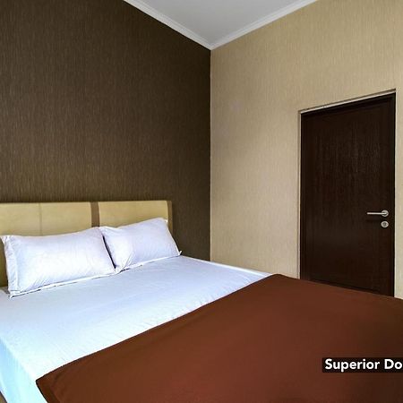Hotel Arjuna Bekasi Exterior photo