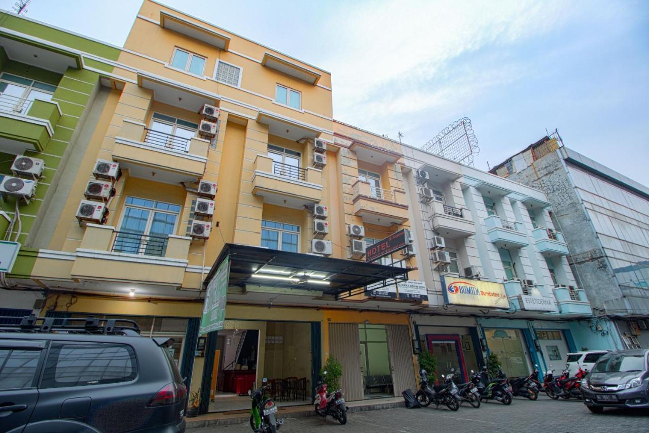 Hotel Arjuna Bekasi Exterior photo